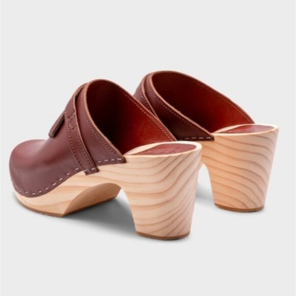 Brown Leather Clogs with Fringe Detail - Picture 8 of 16